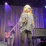 Image of Vonda Shepard performing at The Kate in CT, taken by Colleen Irwin July 2024.