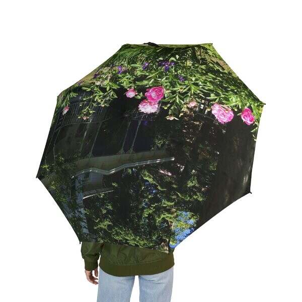Romantic House with Flowers Umbrella – Stylish Protection for Rainy Days - Image 4