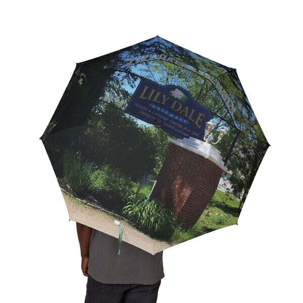 Lily Dale Front Gate Umbrella – Stylish Protection for Rainy Days