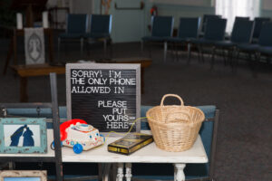 Image from author's 2018 wedding announcing an unplugged wedding.